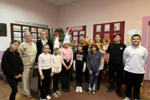 Игровая программа«В гостях у Королевы Игры»